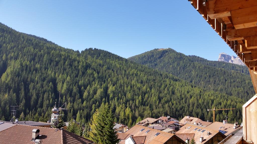 Family And Wellness Ciasa Antersies Aparthotel San Cassiano (Badia)