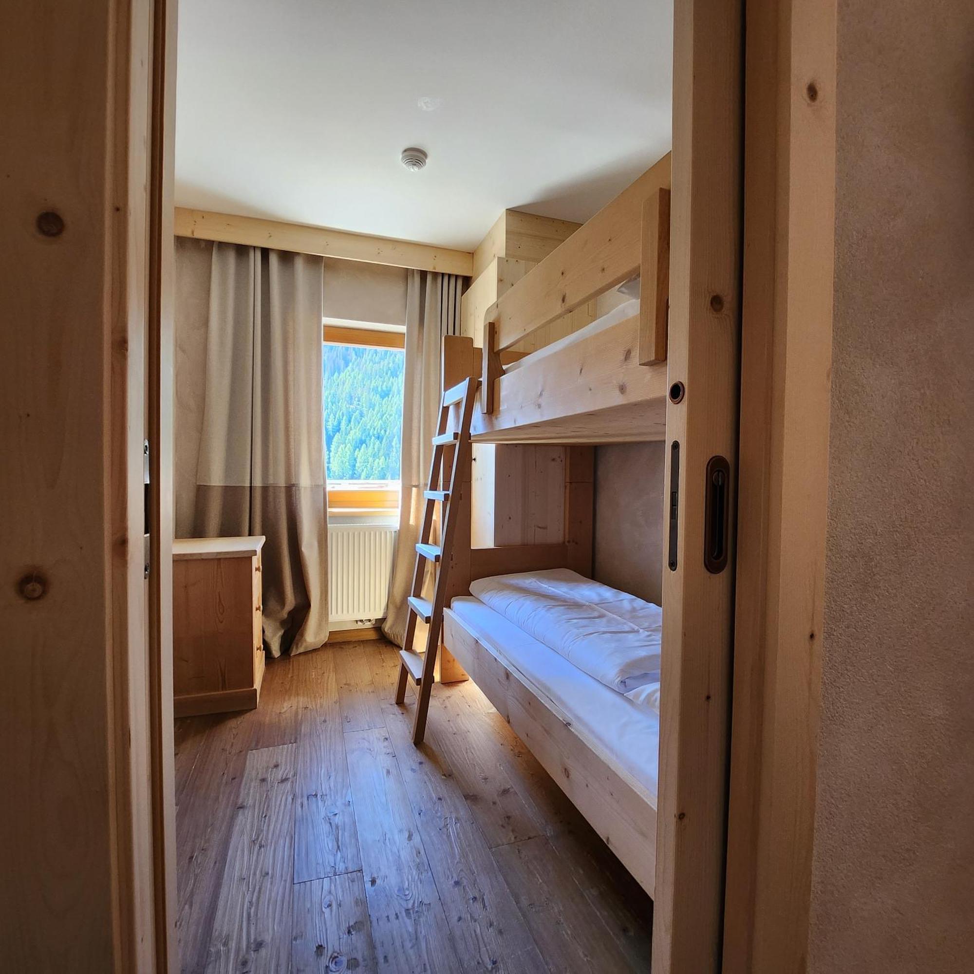 Family And Wellness Ciasa Antersies Aparthotel San Cassiano (Badia)