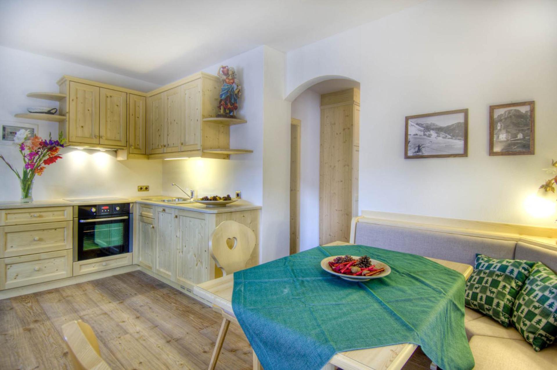 Aparthotel Family And Wellness Ciasa Antersies 3*
